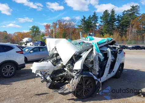 2022 Subaru Ascent Onyx Edition z USA, uszkodzony, nr VIN 4S4WMAJD8N3450423